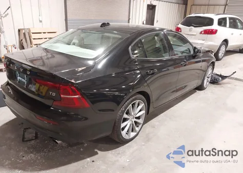 2019 Volvo S60 T5 Momentum из США, поврежденный, VIN 7JR102FK8KG015480